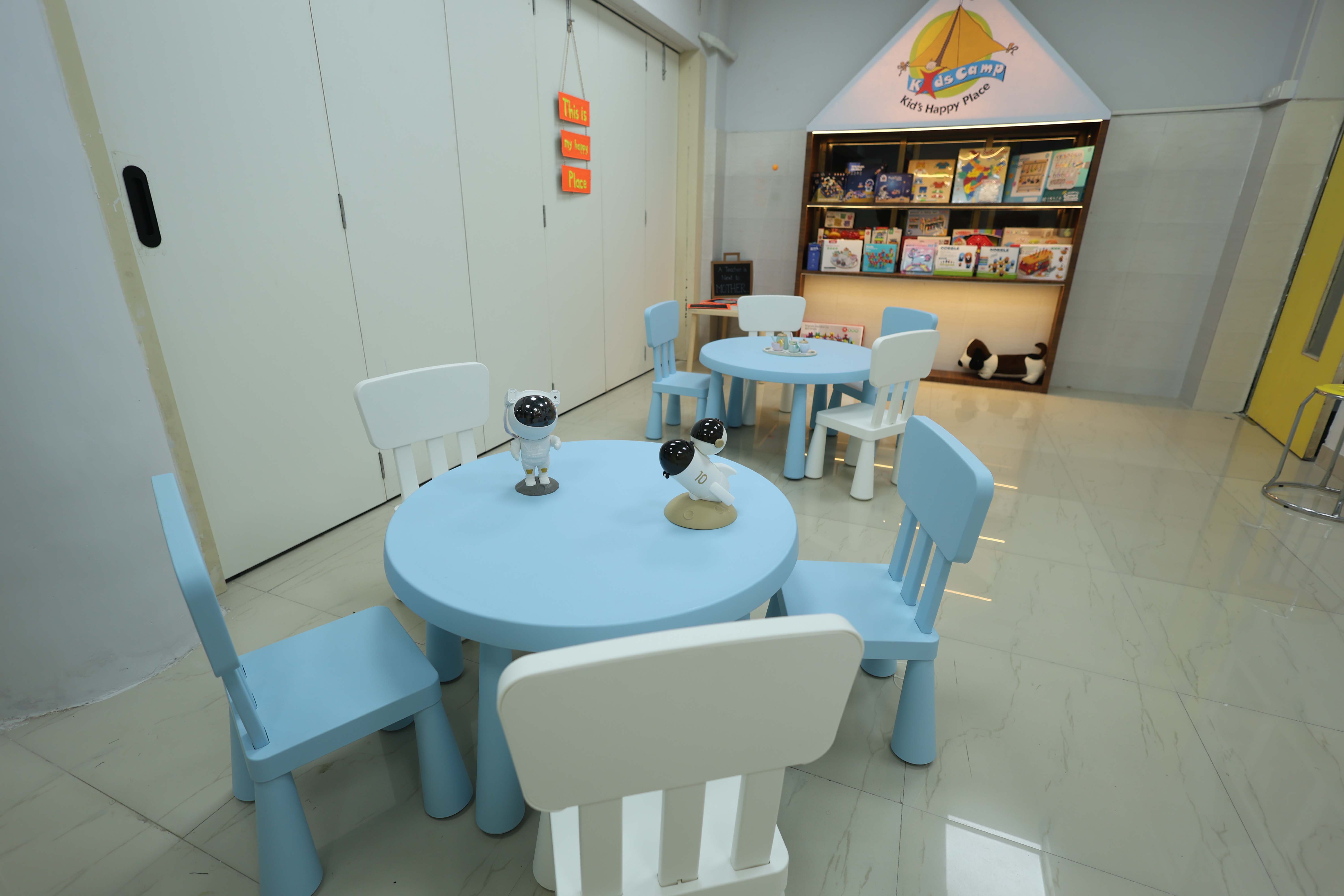 Creative Art Room